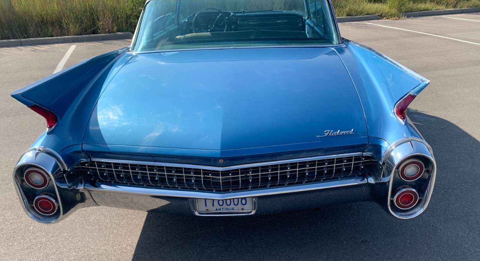 Cadillac-Fleetwood-1960-Sedan-4