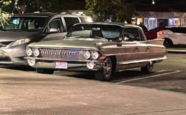 Cadillac-Fleetwood-1961
