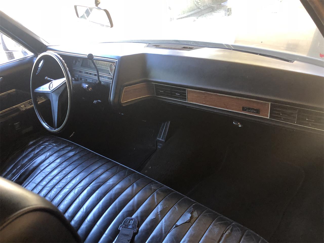 Cadillac-Fleetwood-1969-Black-Black-11