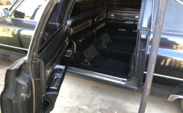 Cadillac-Fleetwood-1969-Black-Black-5