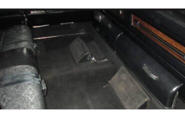 Cadillac-Fleetwood-1969-Black-Black-9