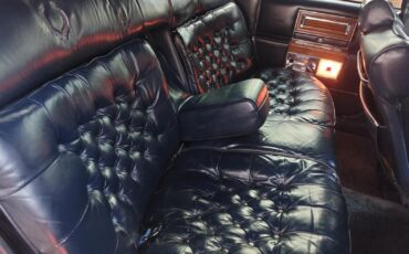 Cadillac-Fleetwood-1981-Sedan-14