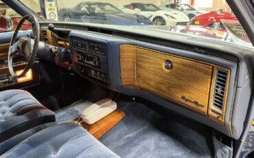 Cadillac-Fleetwood-1983-Sedan-13