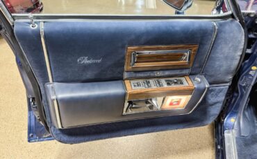 Cadillac-Fleetwood-1983-Sedan-28