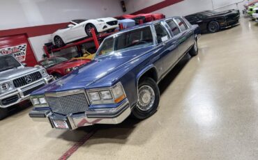 Cadillac-Fleetwood-1983-Sedan-34