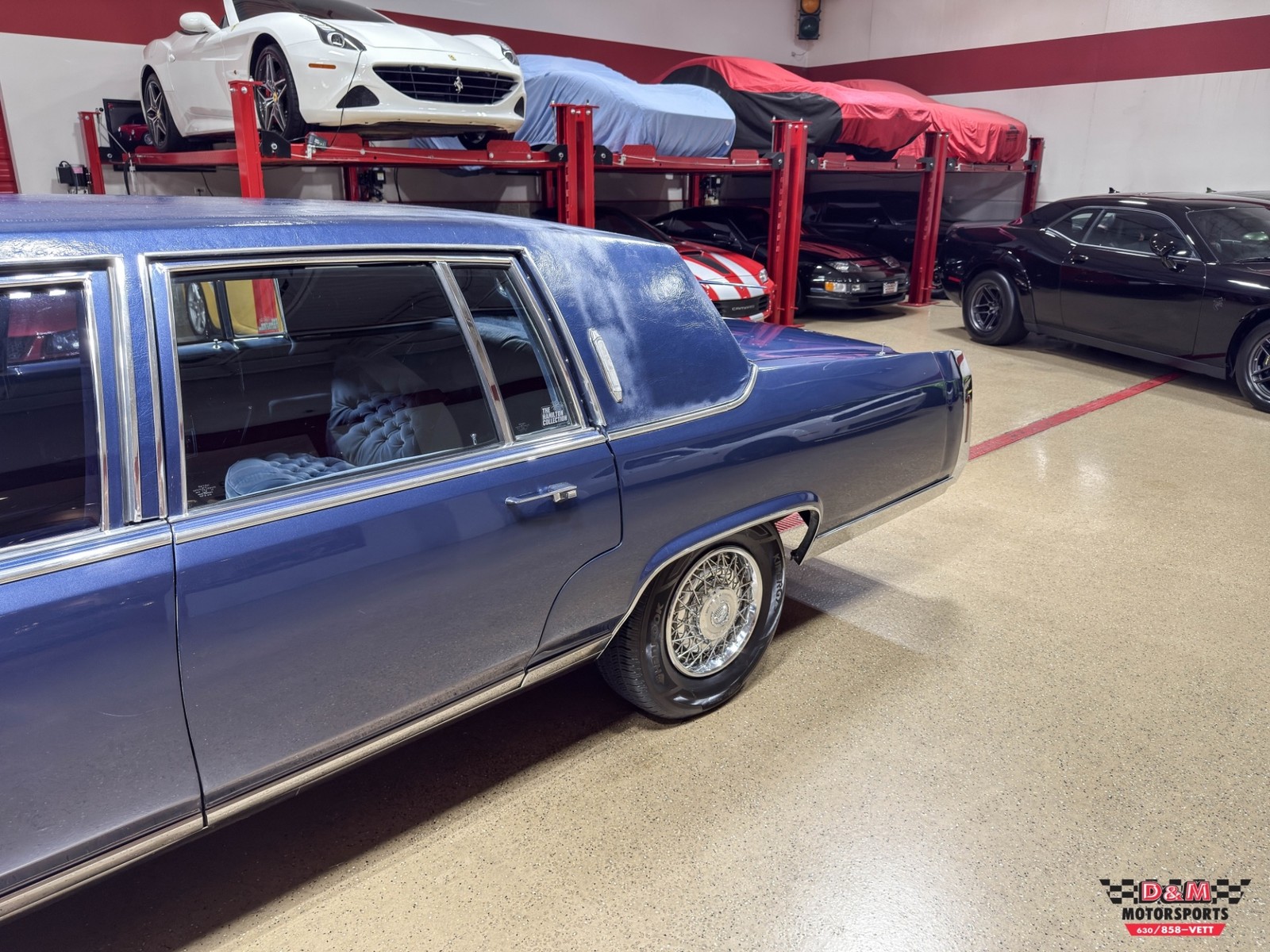 Cadillac-Fleetwood-1983-Sedan-38