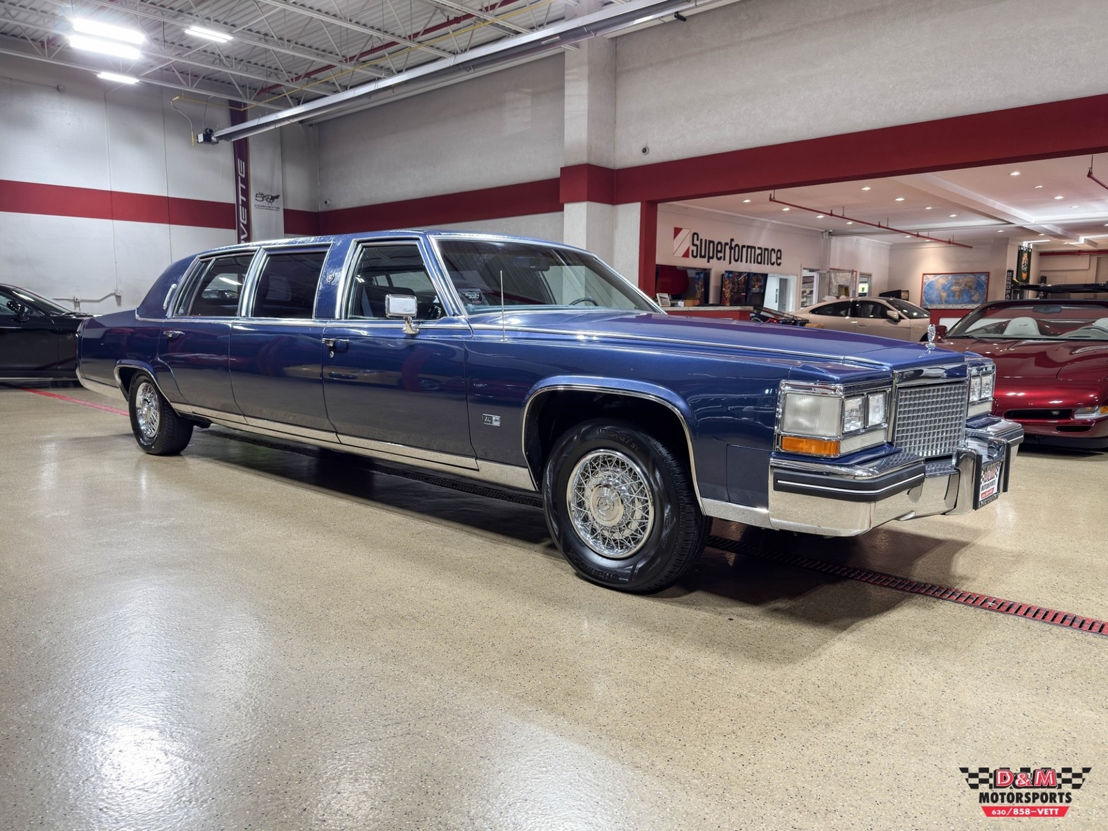 Cadillac-Fleetwood-1983-Sedan-6