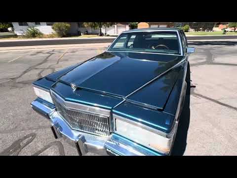 Cadillac-Fleetwood-brougham-1990-Blue-Blue-1