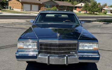 Cadillac-Fleetwood-brougham-1990-Blue-Blue-3