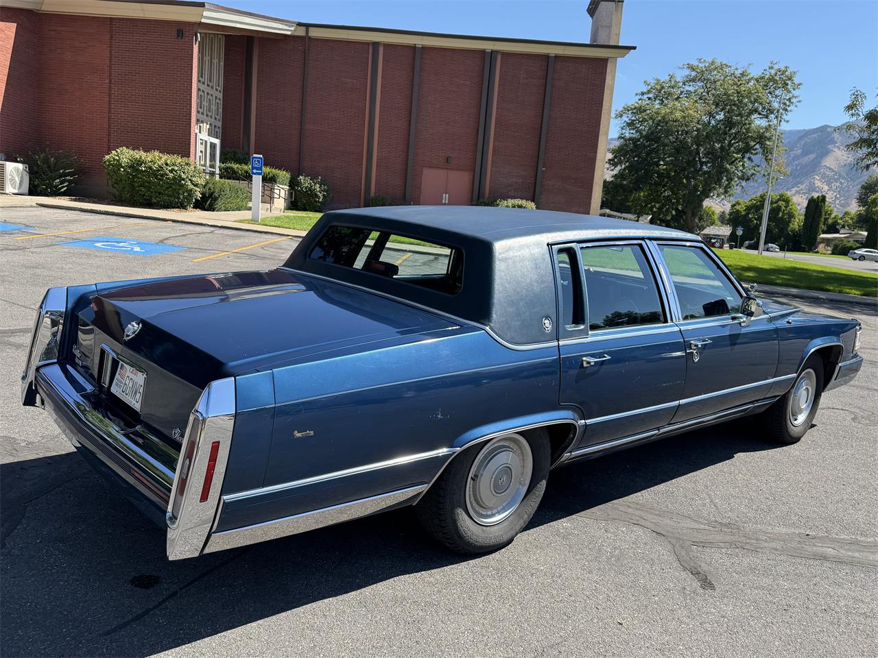 Cadillac-Fleetwood-brougham-1990-Blue-Blue-7