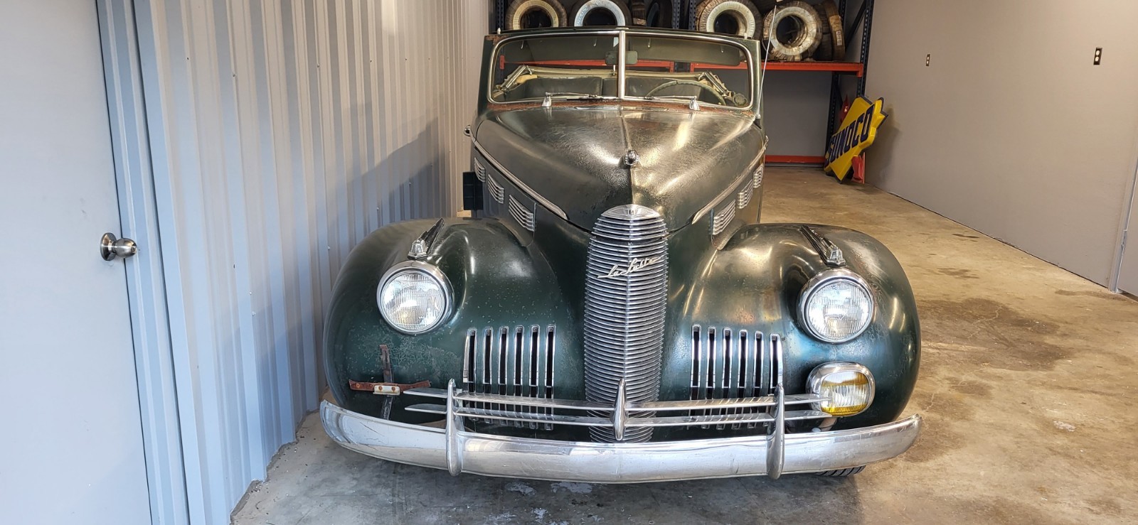 Cadillac-LA-SALLE-1940-Convertible-1
