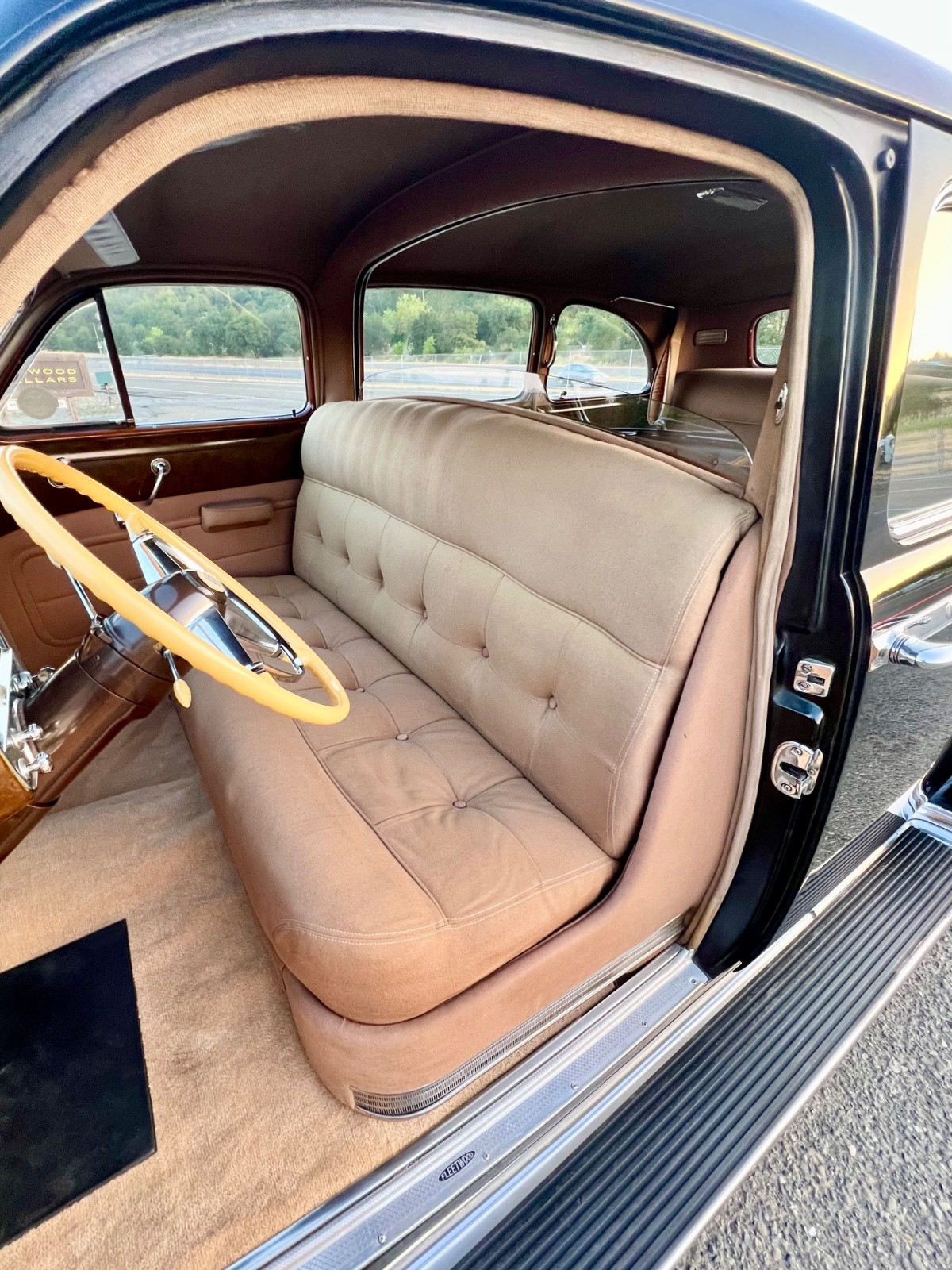 Cadillac-SERIES-75-LIMOUSINE-1948-Limousine-16