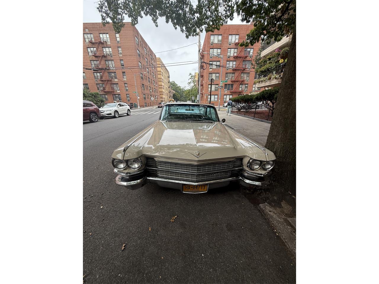 Cadillac-Sedan-deville-1963-Beige-Beige-3