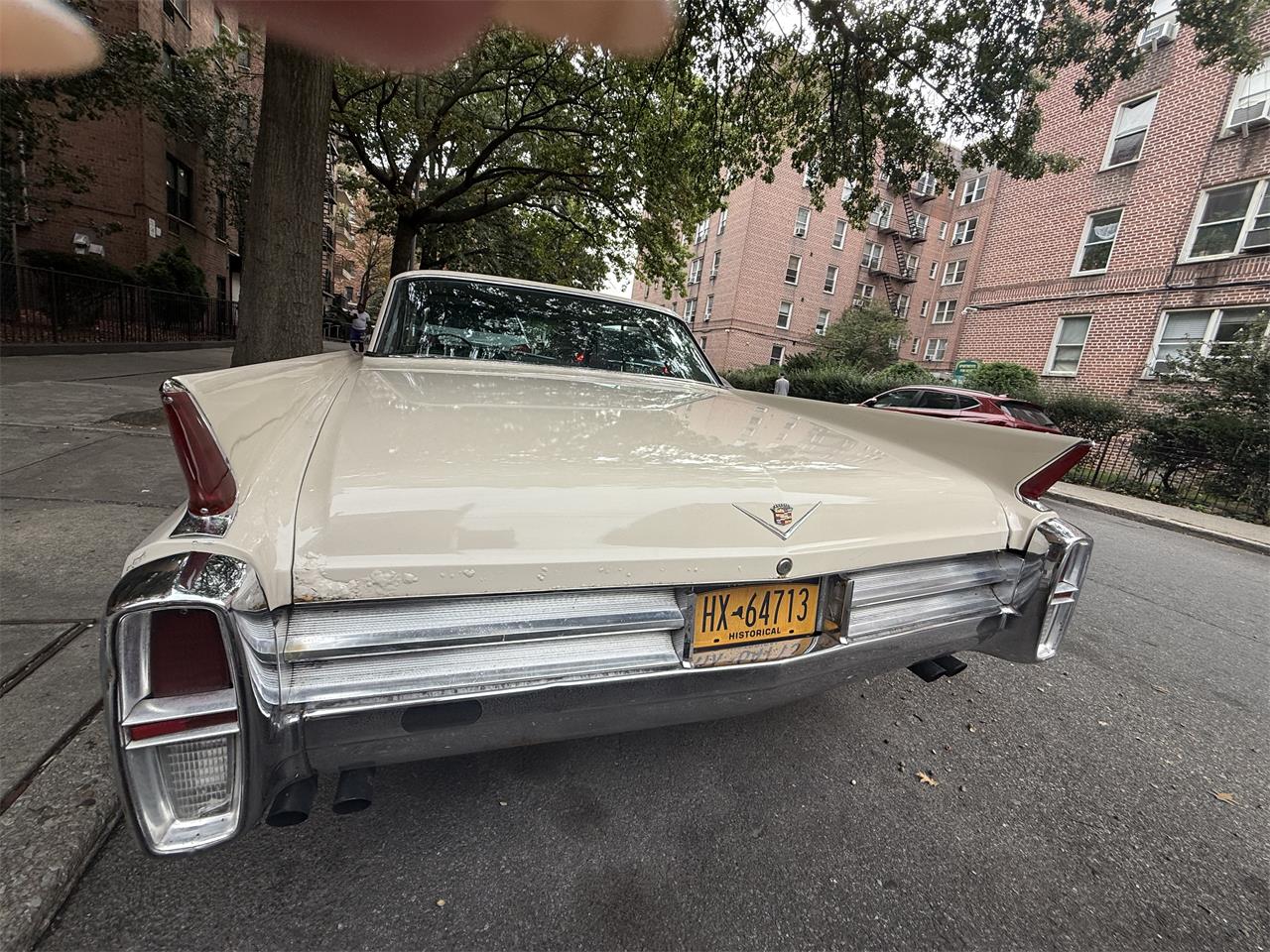 Cadillac-Sedan-deville-1963-Beige-Beige-5