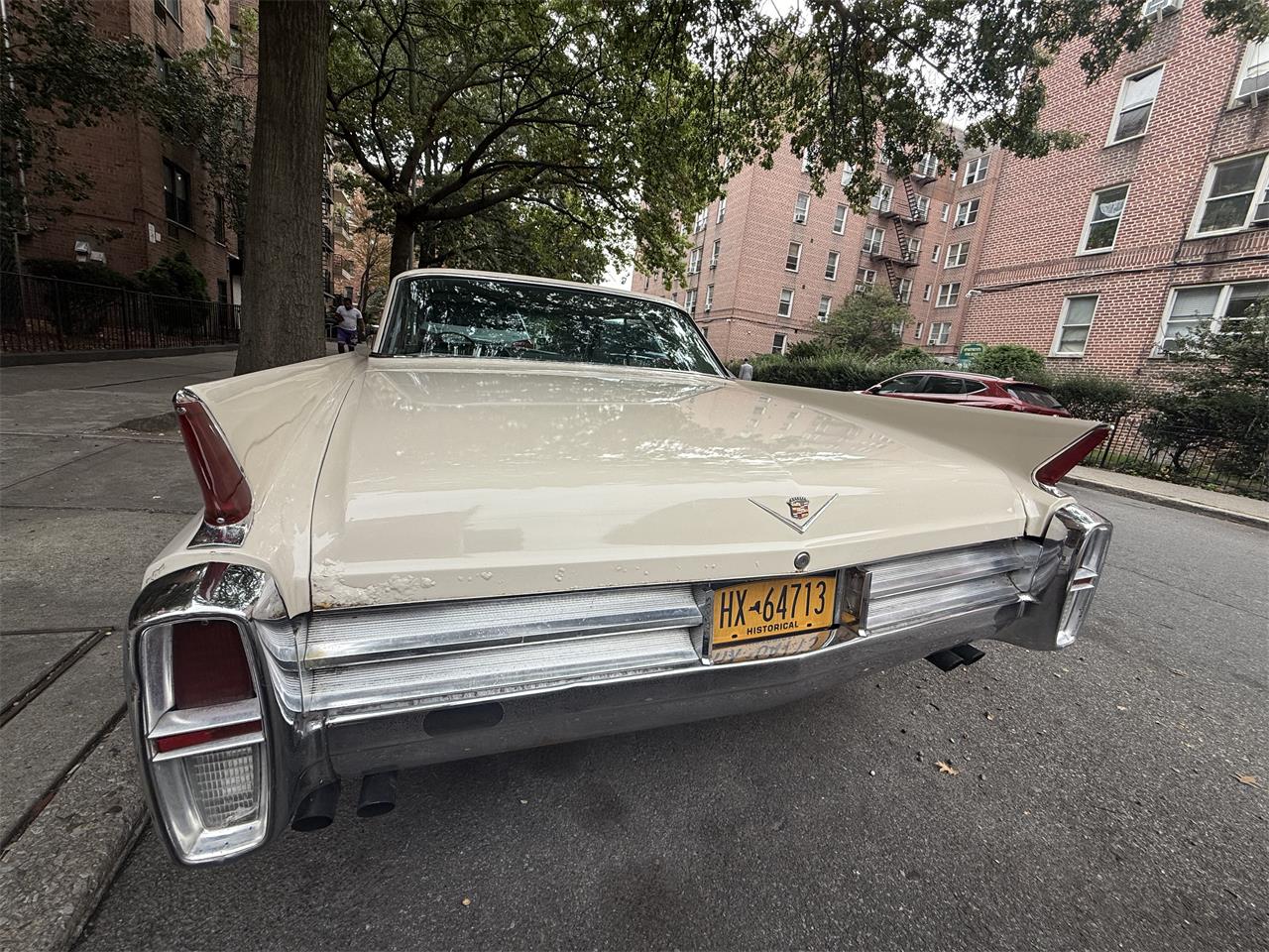 Cadillac-Sedan-deville-1963-Beige-Beige-6