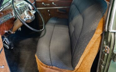 Cadillac-Series-60-Special-Fleetwood-1941-4-Door-Sedan-31