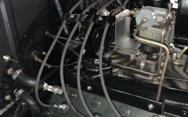 Cadillac-Series-62-1940-Metallic-Gray-Oxblood-12