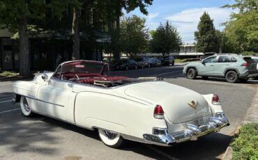 Cadillac-Series-62-1953-Alpine-White-Burgundy-1