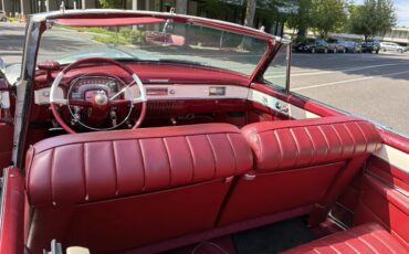 Cadillac-Series-62-1953-Alpine-White-Burgundy-15