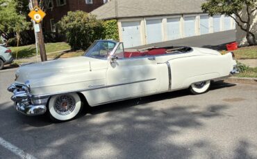 Cadillac-Series-62-1953-Alpine-White-Burgundy-3