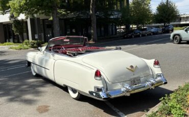 Cadillac-Series-62-1953-Alpine-White-Burgundy