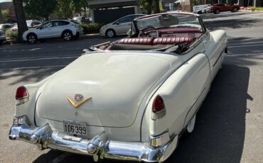 Cadillac-Series-62-1953-Alpine-White-Burgundy-6