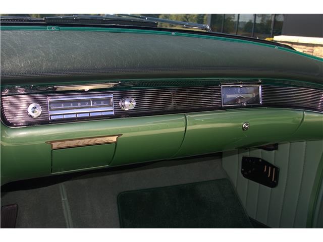 Cadillac-Series-62-1954-Convertible-16