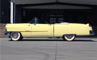 Cadillac-Series-62-1954-Convertible-23