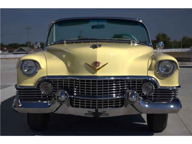 Cadillac-Series-62-1954-Convertible-32