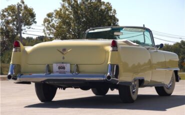 Cadillac-Series-62-1954-Convertible-9