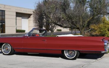 Cadillac-Series-62-1962-Pompeian-Red-White-2