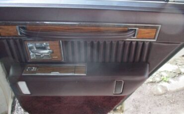 Cadillac-Seville-1980-White-15