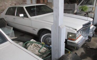 Cadillac-Seville-1980-White-20