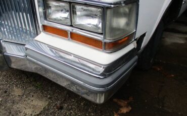 Cadillac-Seville-1980-White-3