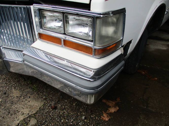 Cadillac-Seville-1980-White-3