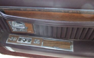 Cadillac-Seville-1980-White-8