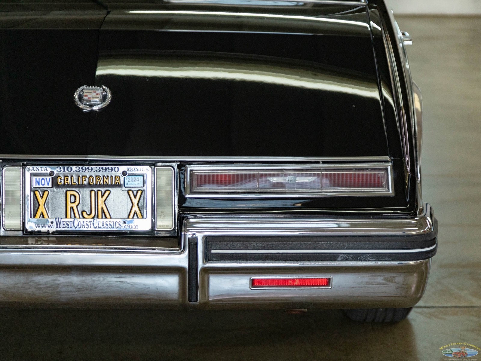 Cadillac-Seville-1985-Sedan-20