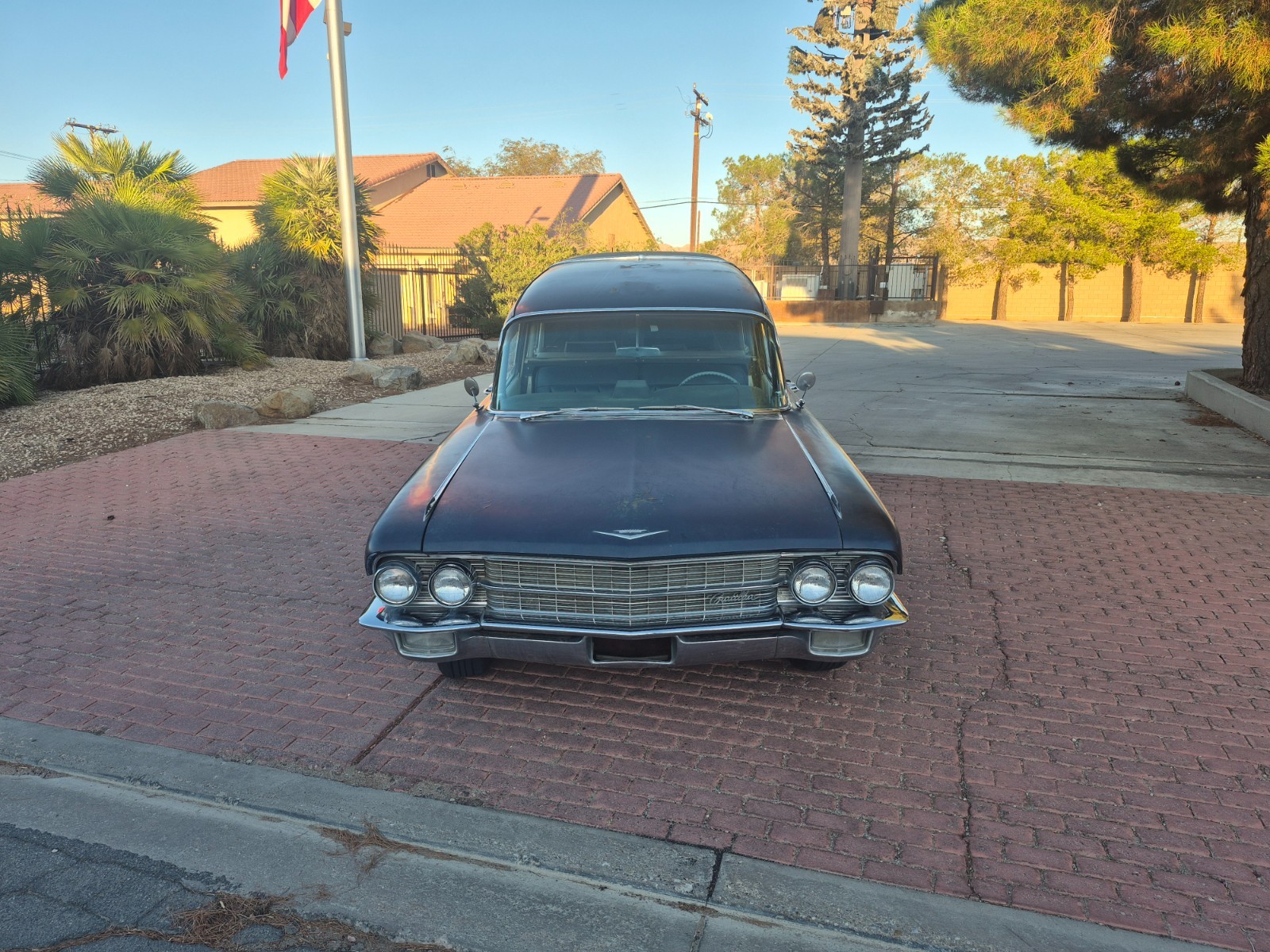 Cadillac-Superior-1962-Hearse-1