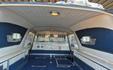 Cadillac-Superior-1962-Hearse-12