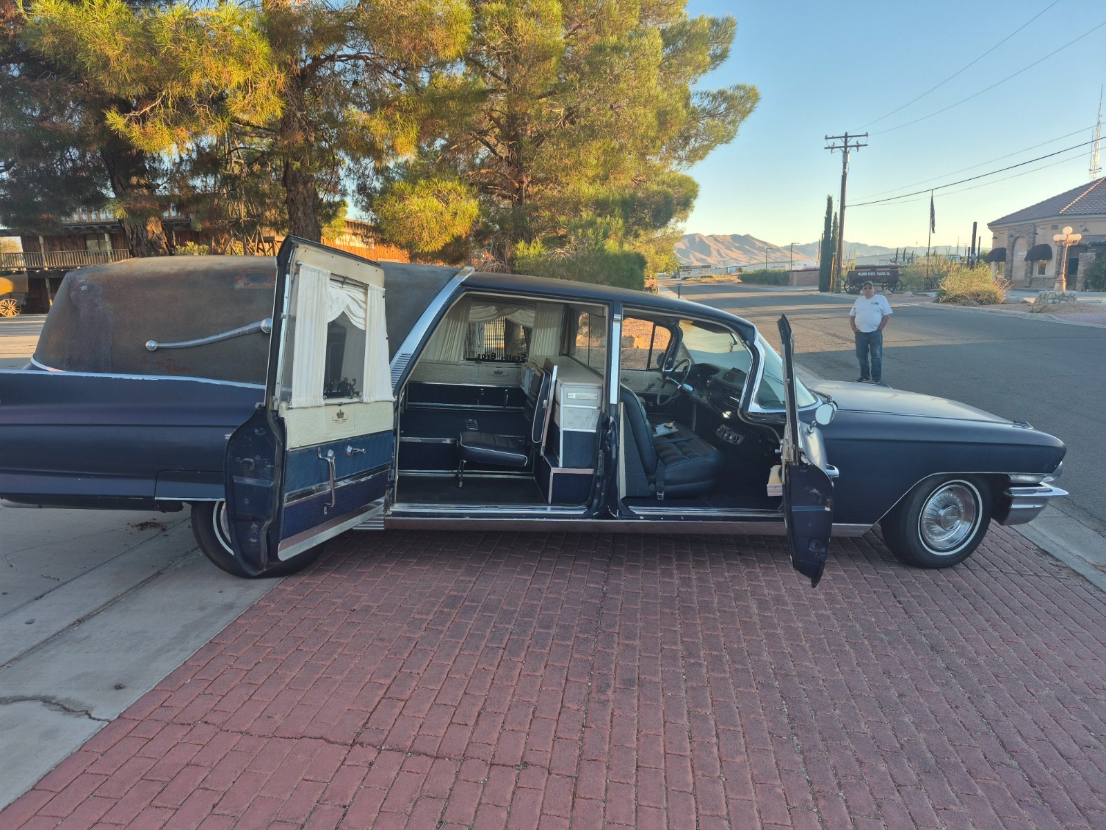 Cadillac-Superior-1962-Hearse-6