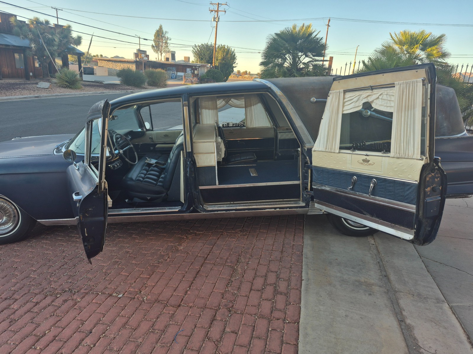 Cadillac-Superior-1962-Hearse-7
