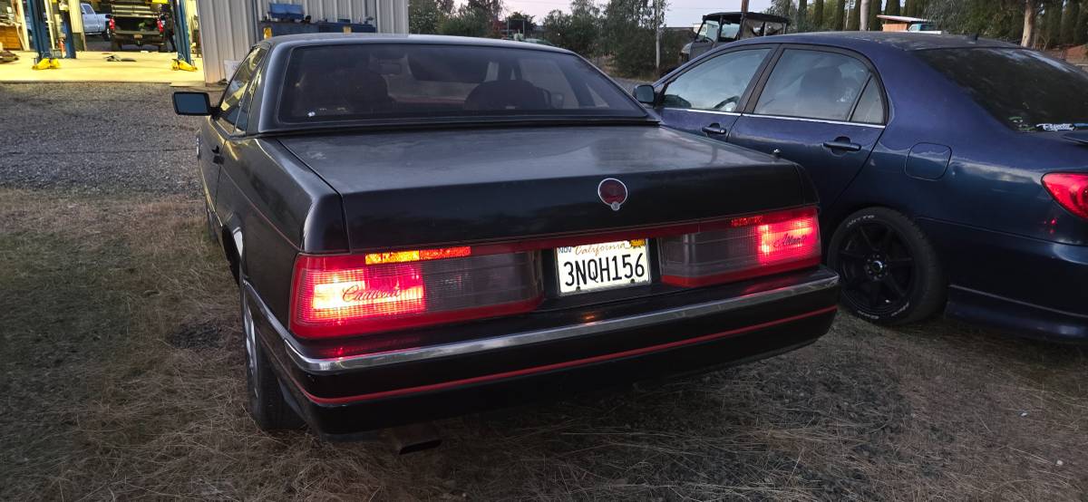 Cadillac-allante-1988-black-6
