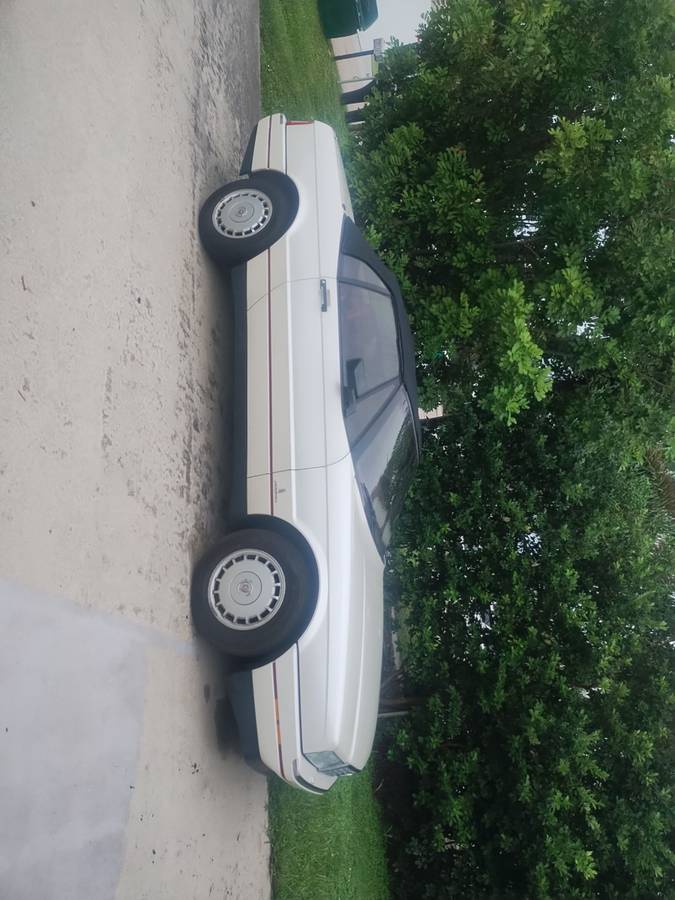 Cadillac-allante-1989-white-1