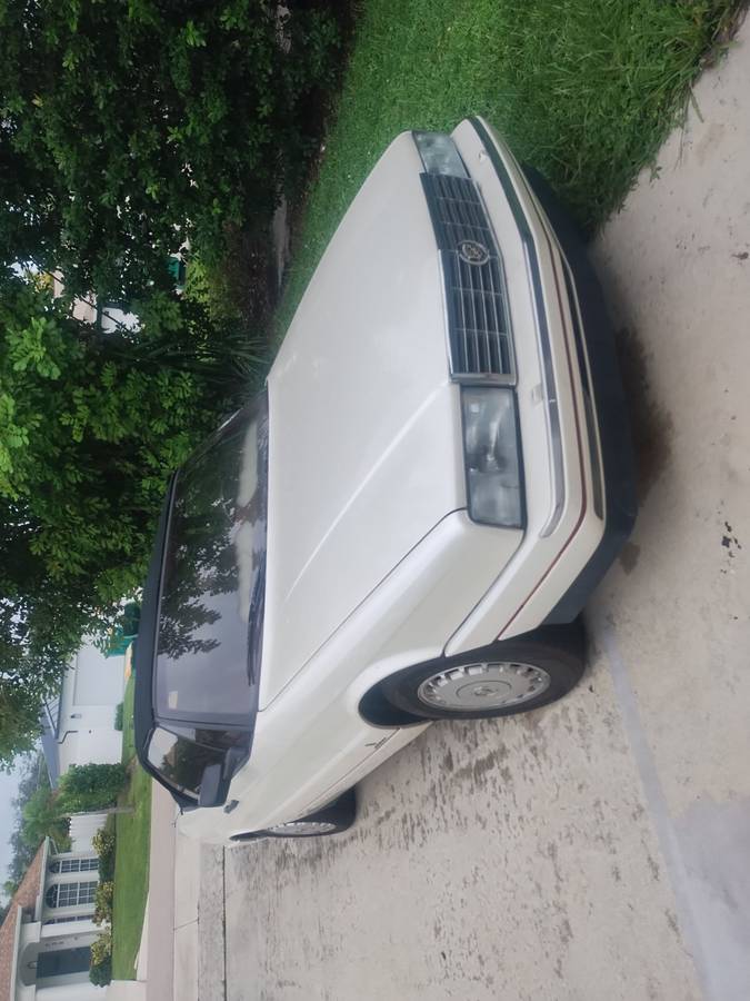 Cadillac-allante-1989-white-2