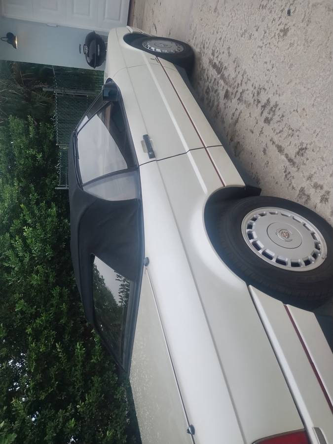 Cadillac-allante-1989-white-4