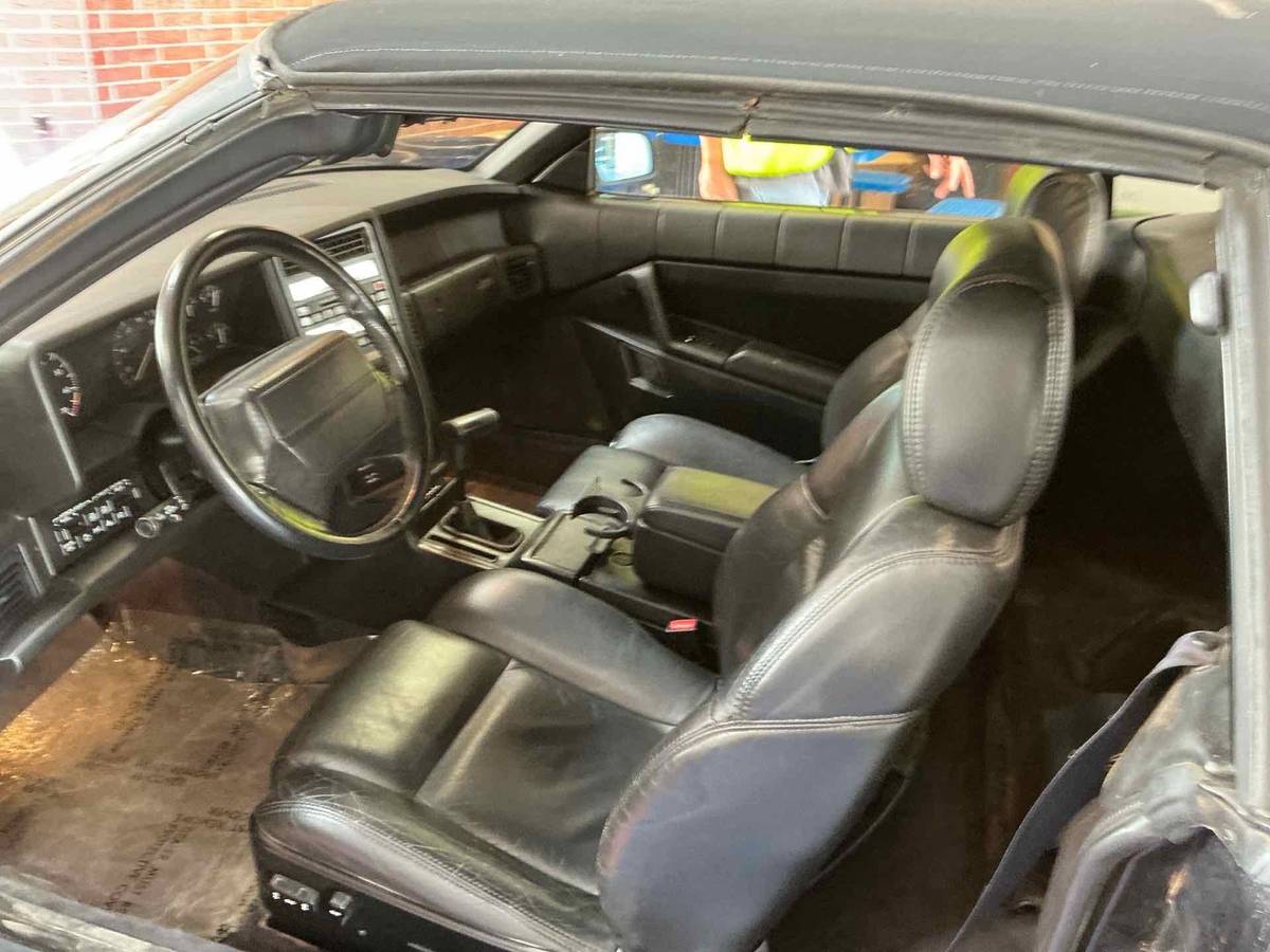 Cadillac-allante-1993-black-2