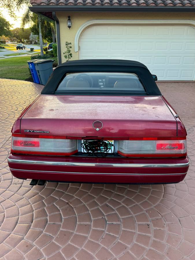 Cadillac-allante-1993-red-4