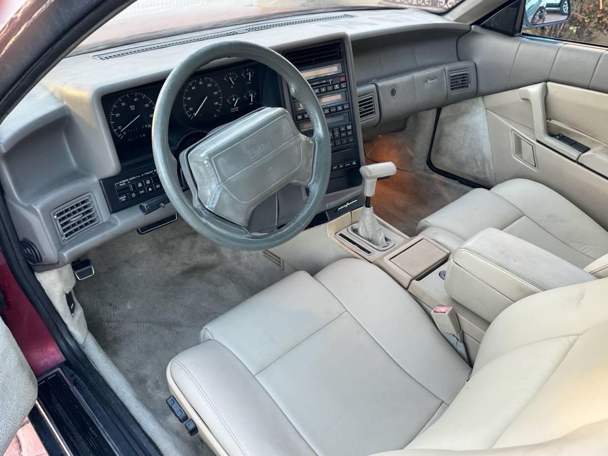 Cadillac-allante-1993-red-5