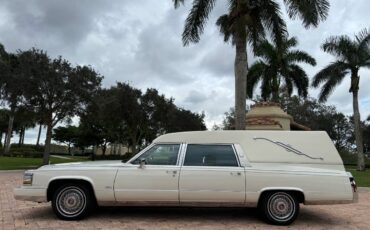 Cadillac-brougham-1992-white-3