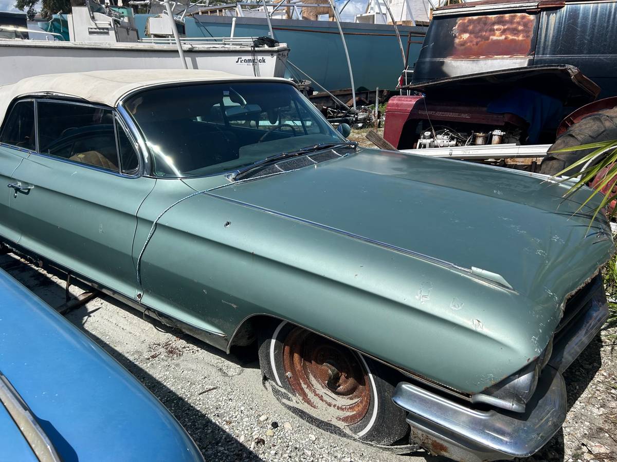 Cadillac-convertible-1962-1